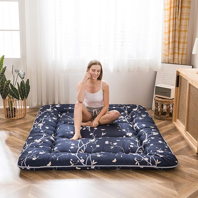 MAXYOYO Japanese Futon Mattress Floor Mattress Sleeping Pad Foldable Bed Roll Up Camping Cushion Floor Lounger Bed Couches and Sofas Couch Topper, Navy Floral, Full Size